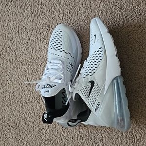Womens Nike Air Max 270